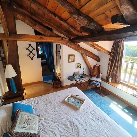 Couette-café Domaine De Millox 4*