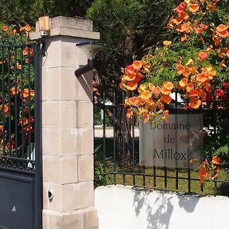 Domaine De Millox Bed & Breakfast 3*