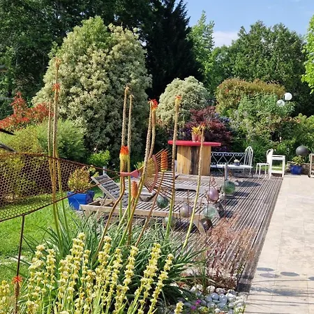 Bed & Breakfast Domaine De Millox 3*