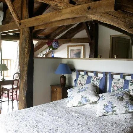 Domaine De Millox Couette-café 4*