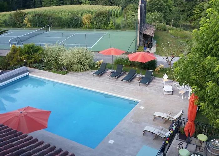 Oda ve Kahvaltı Domaine De Millox 4*